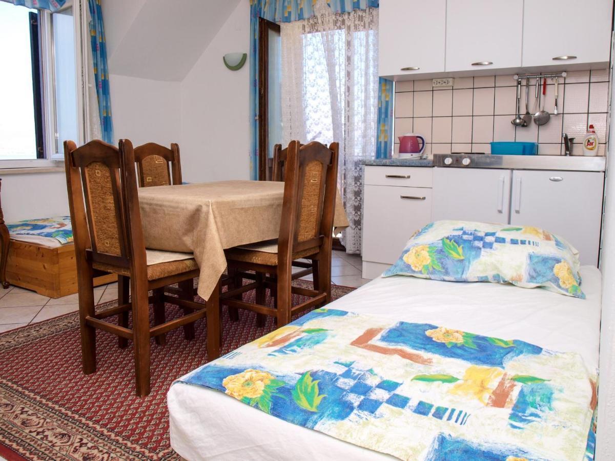 Apartments Vukovic Postira Habitación foto